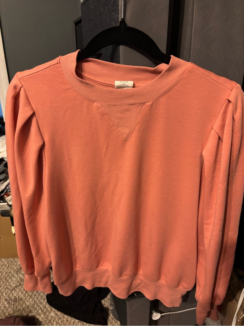 Good Hart Women's Coral Puff-Sleeve Sweatshirt Medium